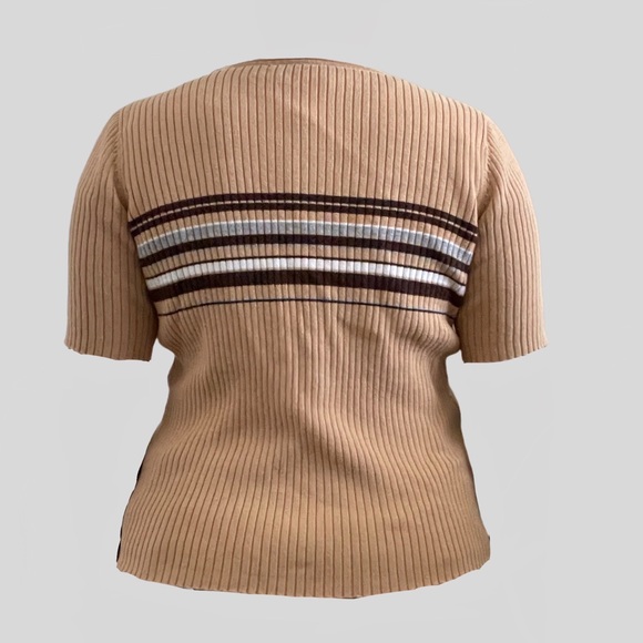 Retro Style Top - Picture 4 of 4